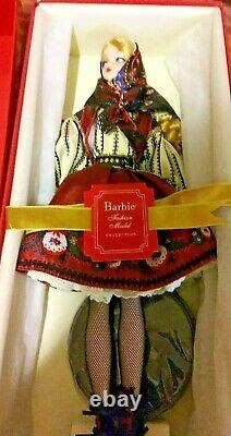 1 of 5800 World Wide Russian Mila Silkstone Barbie Doll #T7672 Limited Edition
