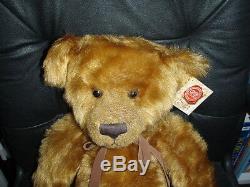 2. RUSSELL BERRIE HANLEY 2004 LIMITED EDITION BEAR 1455 of 5000 MINT COND