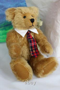 Limited Edition 126/250 House of Windsor Collectible Mohair Teddy Bear Higgins