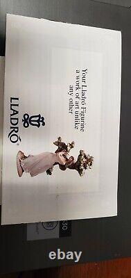 Ltd. Edition, Retired Lladro Spain Porcelain Discovery Mug