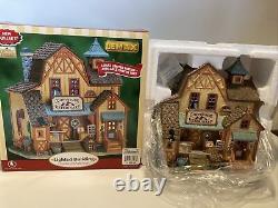 Retired Limited Edition Lemax Countryside Veterinary Lighted Building 2007