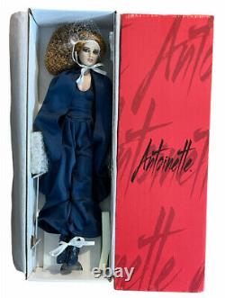 Tonner Doll Simplicity 2011 Limited Edition 300 16 High Fashion Antoinette